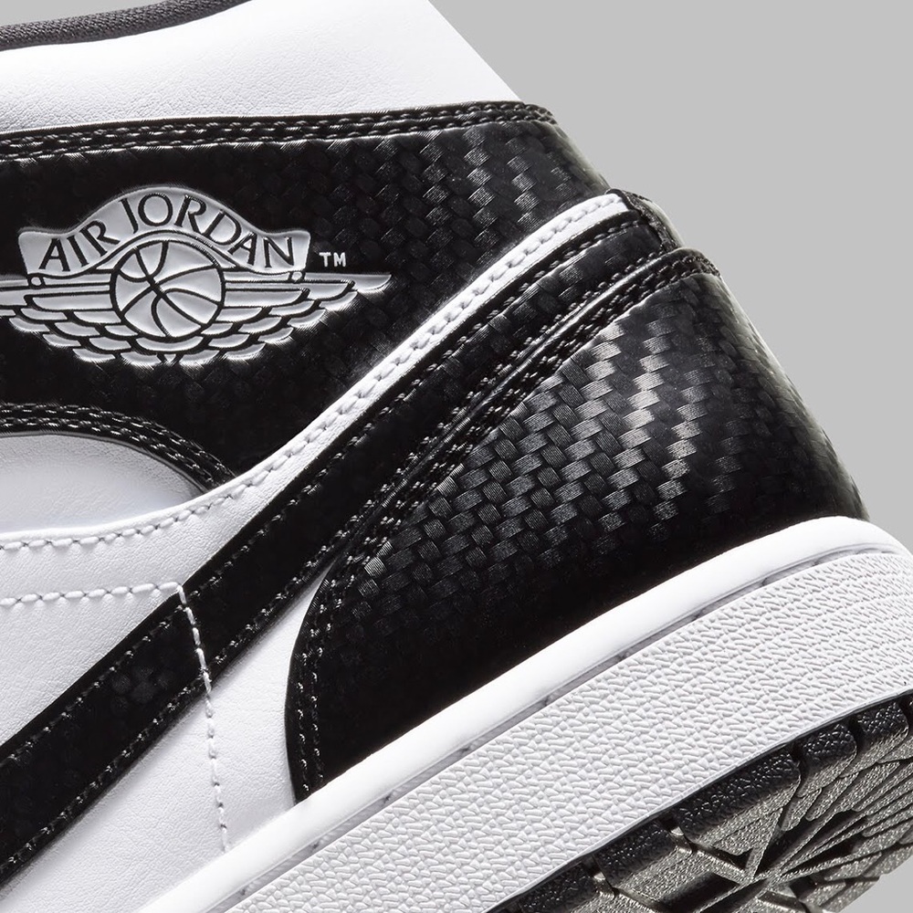 Nike Air Jordan 1 Mid All Star Weekend Black/White - Picture 4 of 15